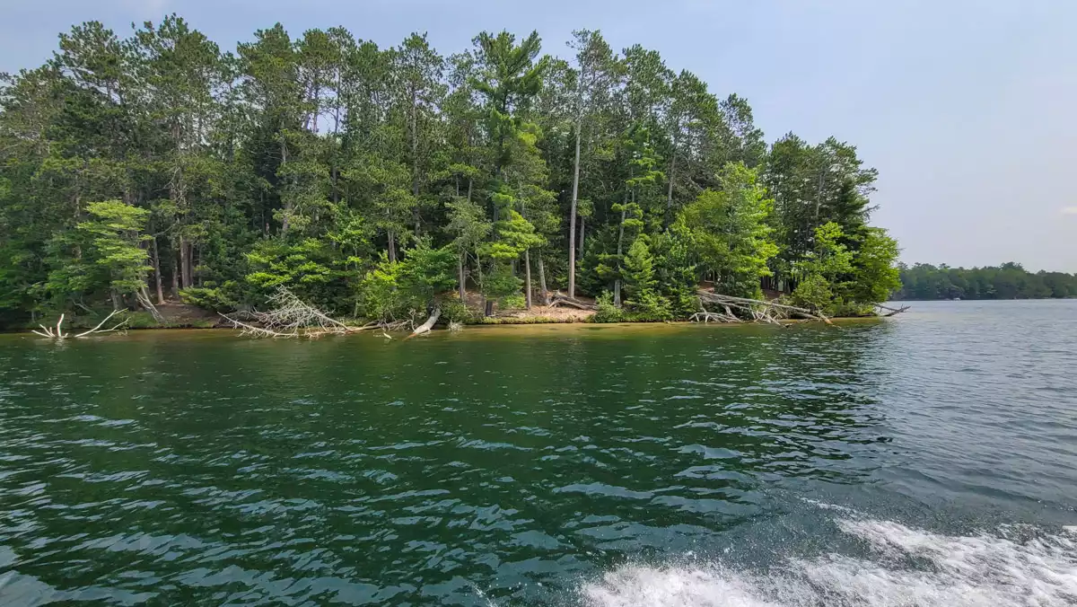 Two Sisters Lake image 23