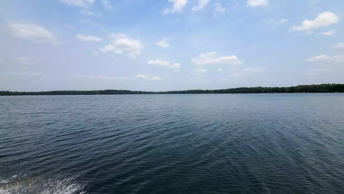 Two Sisters Lake image 28